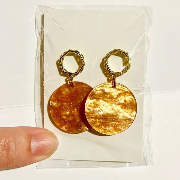 Amber Gold Tone Dangle Earrings - Picture 3 of 3